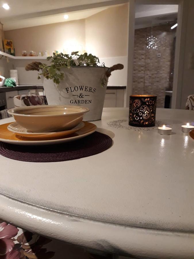 Romantic SJJ Extérieur photo